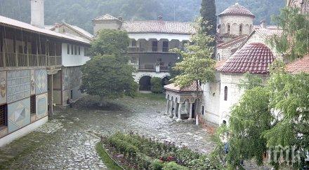 литийно шествие бачковския манастир чудотворната икона