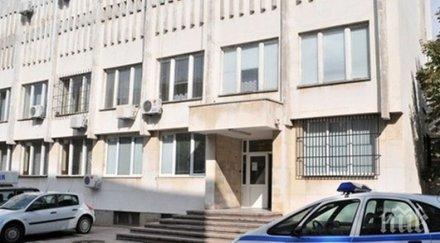 око полицията наблюдава бивши затворници монтанско