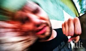 атина пребиха мъж заради тениска македонски надпис