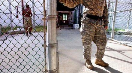 командващият американската база гуантанамо беше освободен