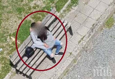 ПЪЛЕН ПОТРЕС: Какво прави тази млада двойка на пейката...