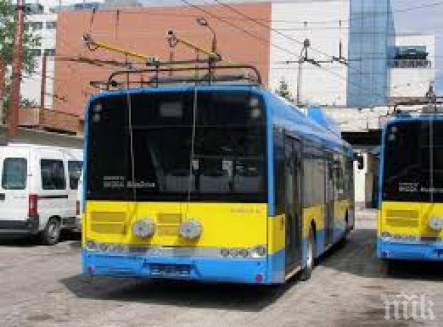 Русе пуска 17 рециклирани тролея