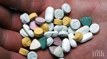 възрастна двойка получи погрешка колет метамфетамини милиона долара