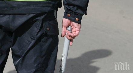 разпилян товар затруднява трафика пътя сливен бургас