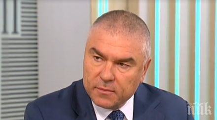 скандал марешки оплака цик затваряла аптеките бензиностанциите време предизборната кампания