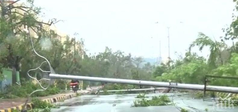 Най-малко осем души са станали жертви на циклона „Фани” в Индия