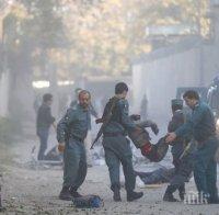 13 полицаи загинаха при нападение на талибаните в Афганистан