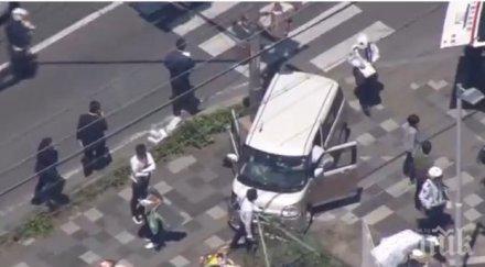 кола помете деца япония