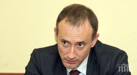 проверяват скандала великотърновския университет