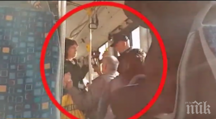 клип взриви мрежата контрольорка пътник градския транспорт люта схватка видео