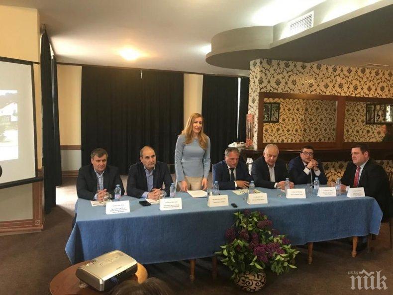 Ангелкова благодари на Борисов за издигането на туризма в национален приоритет