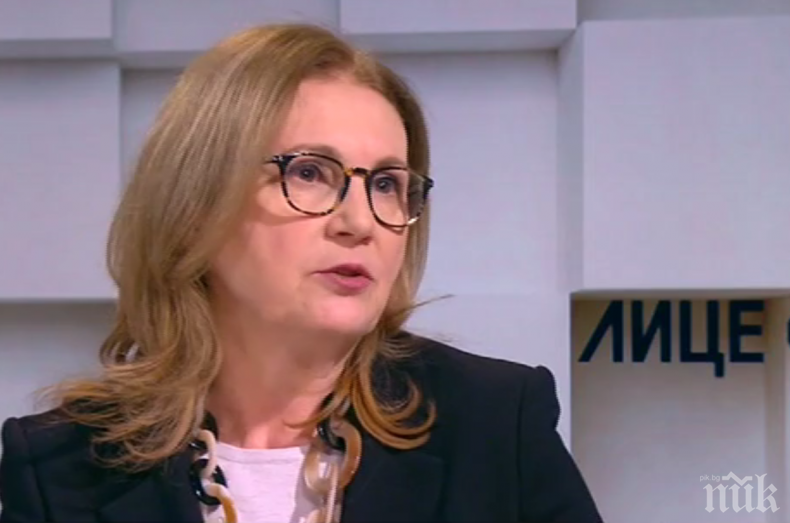 Румяна Бъчварова закова Синода: Канонът ви е над гражданите!