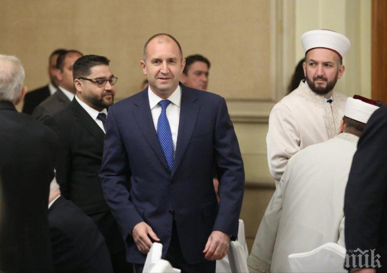 Президентът Радев по време на вечерята ифтар: Показахме на света, че имаме изградена система на толерантност