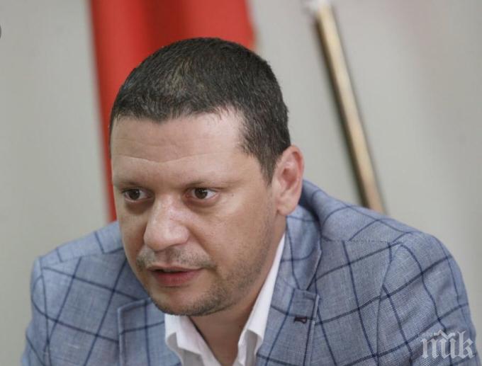 Илиан Тодоров: Надявам се някога Ватиканът да приеме бежанци и мигранти