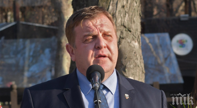 Каракачанов: Полковник Борис Дрангов е пример за поколения български офицери