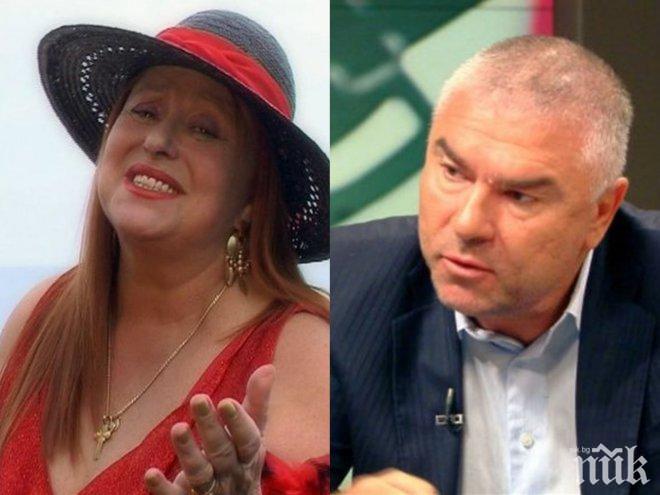 САМО В ПИК И РЕТРО: Майката на Марешки пие кафе със злато в Дубай (СНИМКИ) 