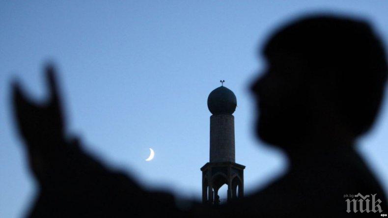 Въпреки сраженията в Газа палестинците се подготвят за Рамазан