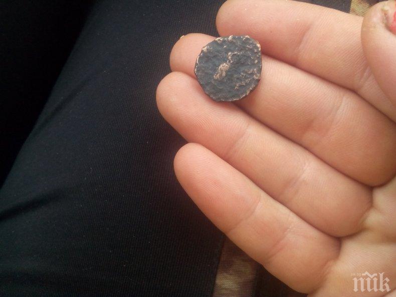 Полицията иззе антики и монети от иманяри