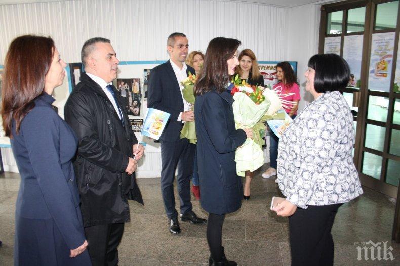 Българският еврокомисар Мария Габриел откри ХХI Национален фестивал на детската книга в Сливен