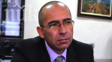 константинов уволнението цеков демонстрация безпринципност лични интереси