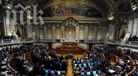 афп португалското правителство опитва оцелее