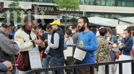 1500 души блокираха движението народното събрание