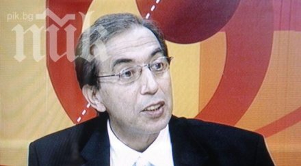 почина стоян ганев