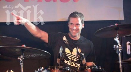 петър чех свири рок група фестивал видео