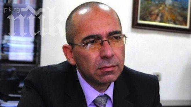 Д-р Константинов: Уволнението на Цеков е демонстрация на безпринципност и лични интереси

