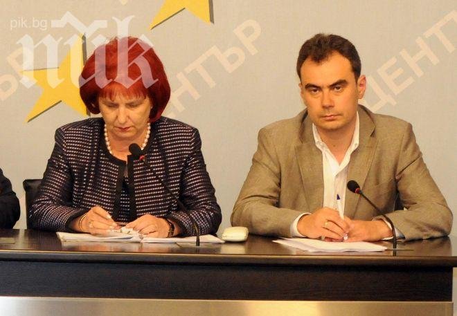 Депутатът Жельо Бойчев: Умишлено укриват пасажерите на Авиоотряд 28