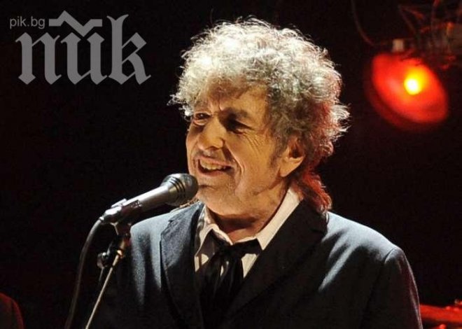Легендарна китара на Боб Дилън отива на търг 