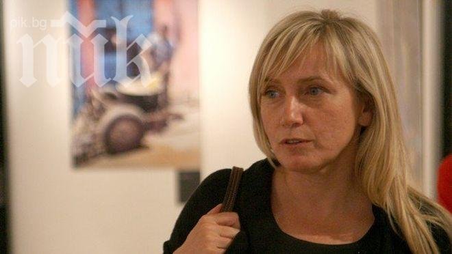 Елена Йончева нападна Московски във Фейсбук