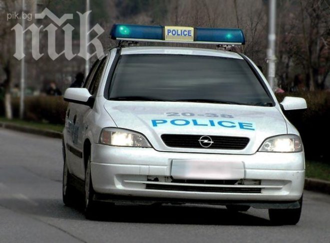 Пускат патрули по следите на дребни контрабандисти