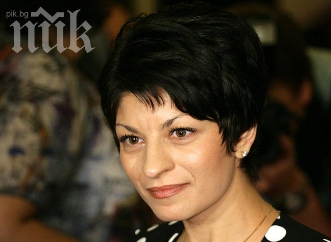 Десислава Атанасова: БСП искат да финансират фалирала болница в Девин
