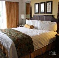 Огромен срив на приходите от нощувки в Бургас и морските курорти в областта