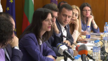 Мария Габриел подкрепя идеята за европейска минимална заплата