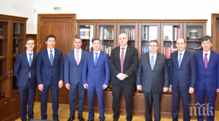 сотир цацаров срещна генералния прокурор казахстан