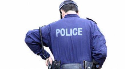 порицаха полицай арестувал жена снима