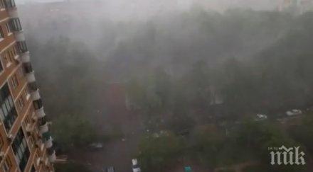 пострадаха силната буря москва видео