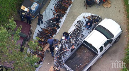 откриха стотици оръжия имот тузарски квартал лос анджелис