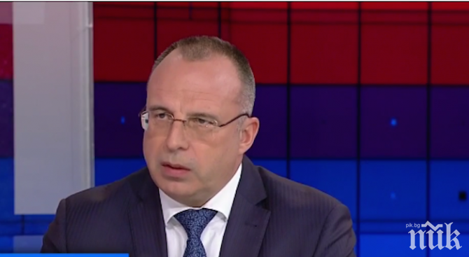 Министър Порожанов не чувства вина за кражбите от еврофондове                                   