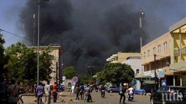 Атентат срещу католическа църква в Буркина Фасо, убиха пастор и още петима души 