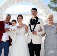 ГОРЧИВО: Николина Чакърдъкова вдигна тежка сватба - певицата на народа черпи 350 гости за... (СНИМКИ)