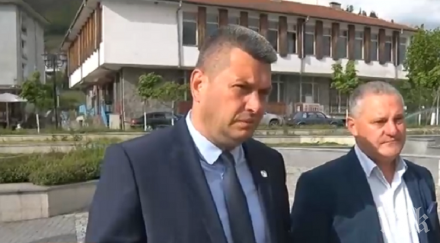 благородно неделино благотворителна акция целият град помага две деца сираци