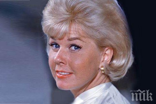 Почина звезда от златния век на Холивуд 