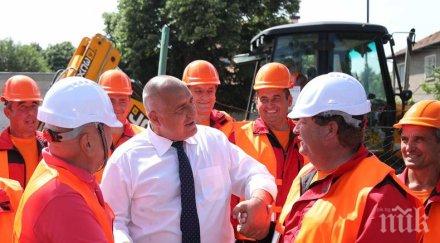 първо пик борисов инспектира изграждането околовръстния път пазарждик премиерът вози кмета томислав дончев снимки обновена