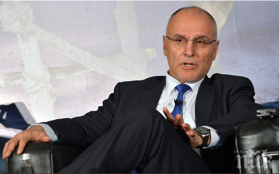 Шефът на БНБ Димитър Радев успокоява, че забавянето на европейската икономика е временно 