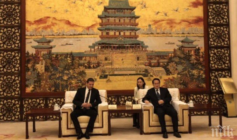 Губернаторът на Джянси към Илиан Тодоров: С Вашата силна подкрепа обменът и сътрудничеството между двете страни са в нова ера