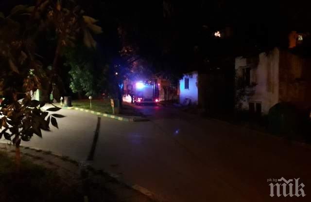 НА КОСЪМ: Пожар лумна срещу бензиностанция в Пловдив