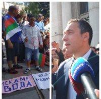 ПЪРВО В ПИК: Бунтът на циганите насред Бургас - първа точка от сценария 